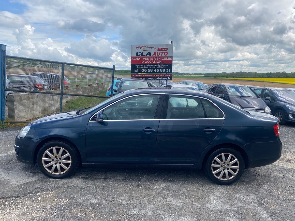 Volkswagen Jetta 2.0 tdi 140cv dsg 209002kms