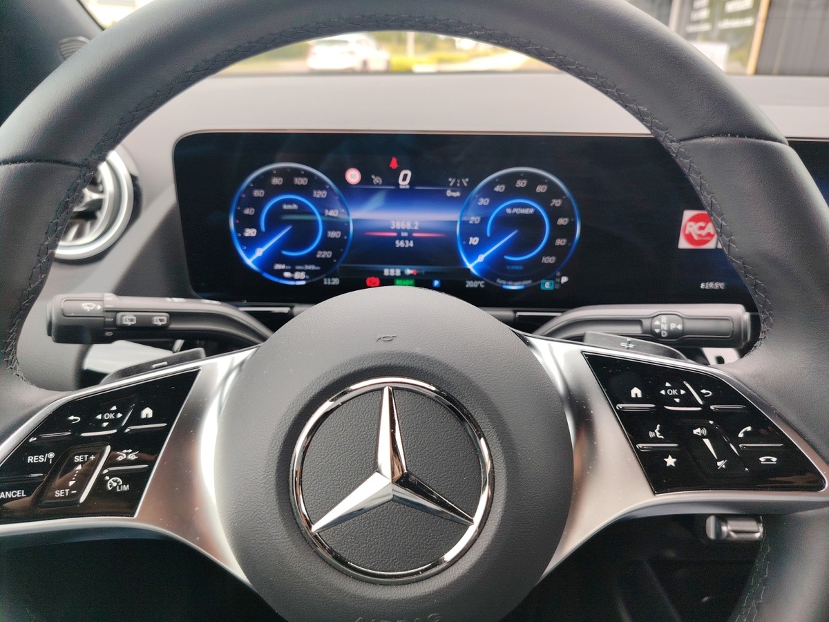 Mercedes-Benz EQA 250 + Edition pack  jantes AMG 6000 kms