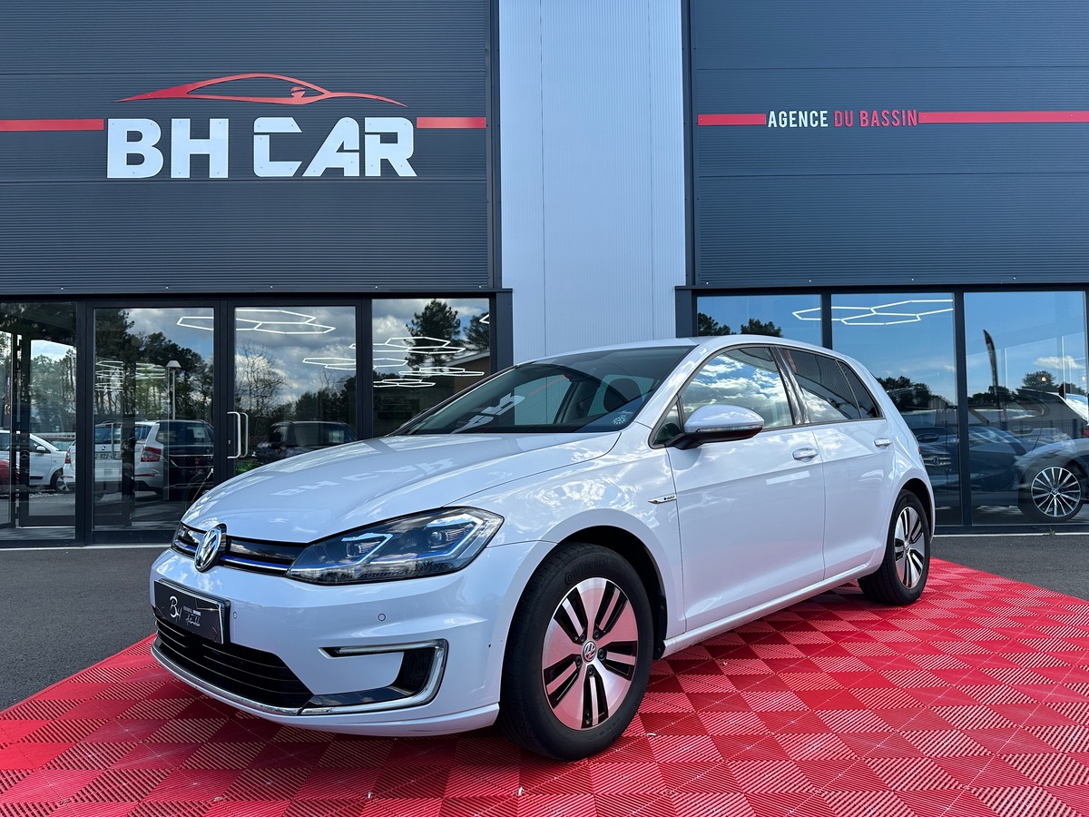 Image: Volkswagen Golf electric 136 / VIRTUAL COCKPIT