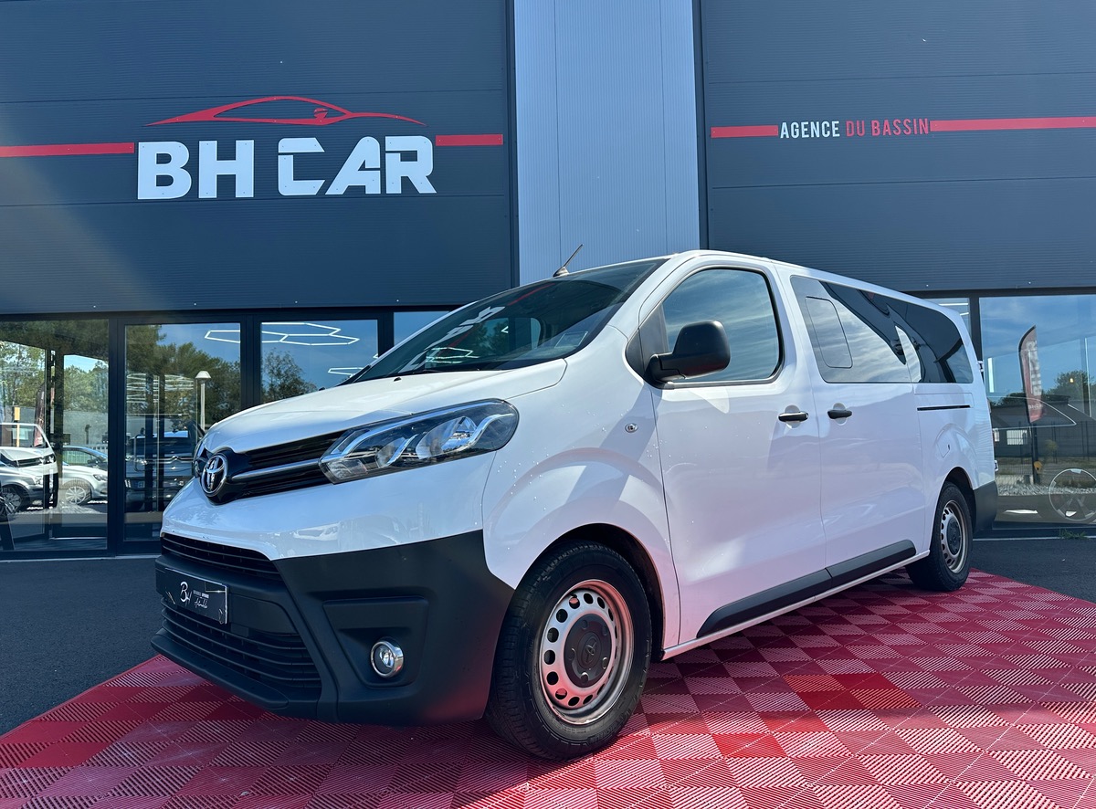 Image: Toyota ProAce 1.5 D-4D 120 / 9 PLACES / PRIX HT