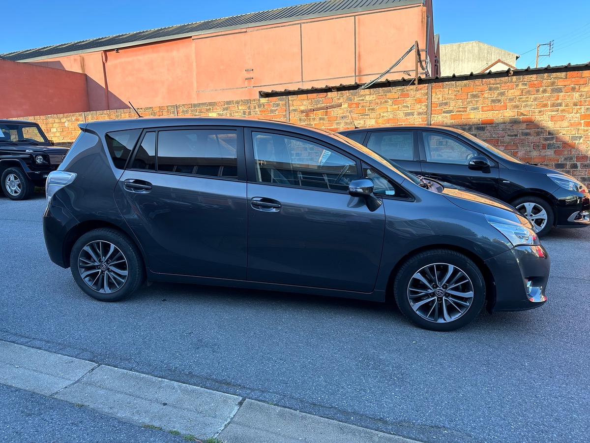 Toyota Verso D-4D 112 CV 7 place 1er Main 4XCARTE 