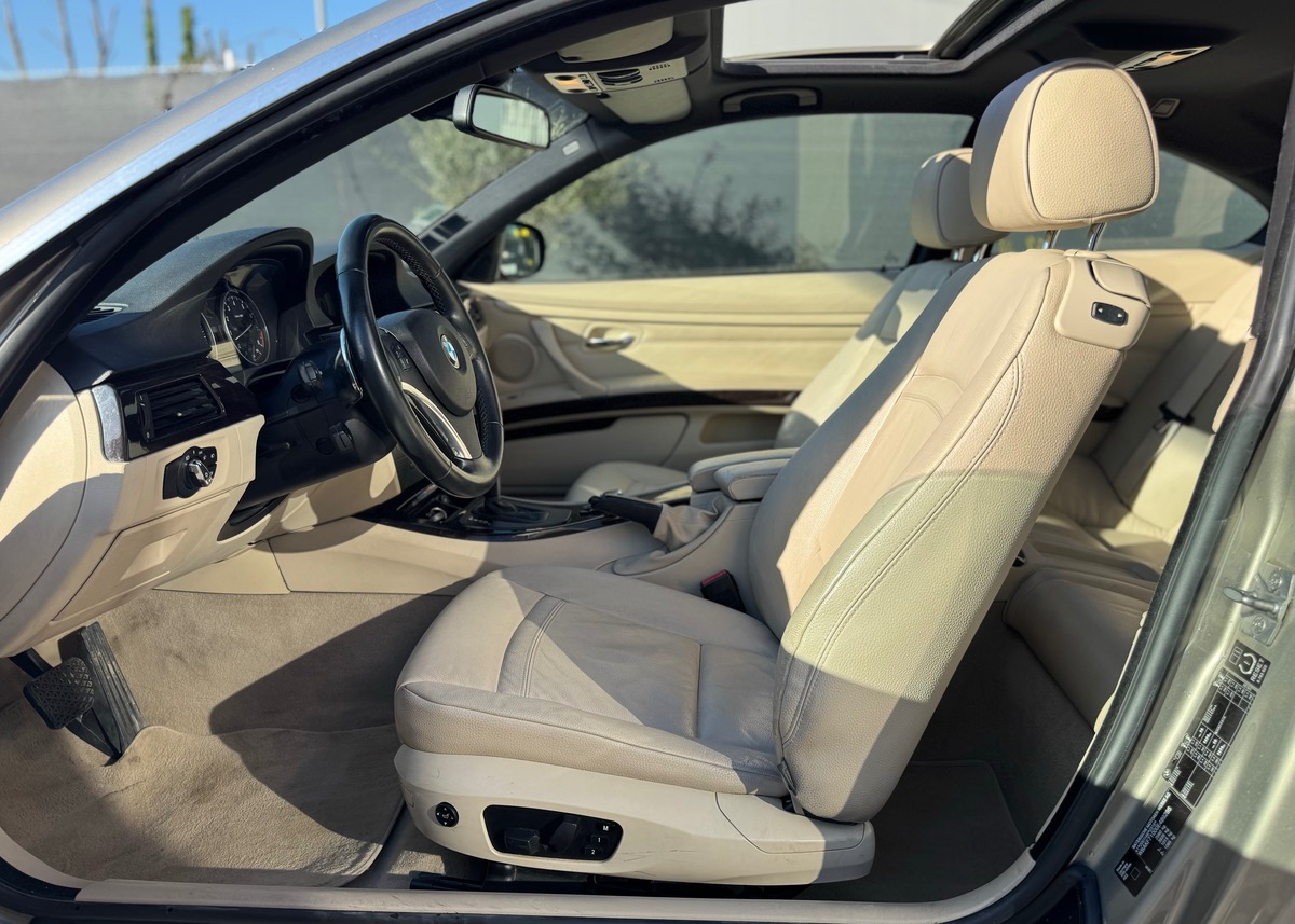 Bmw 330 (E92) (2) COUPE 330I 272 LUXE