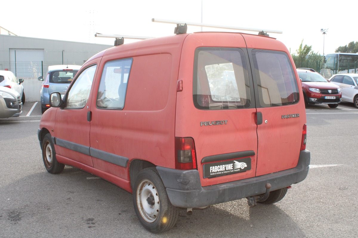 Peugeot Partner Camionnette 1.1 60cv - VENTE A MARCHAND SANS GARANTIE