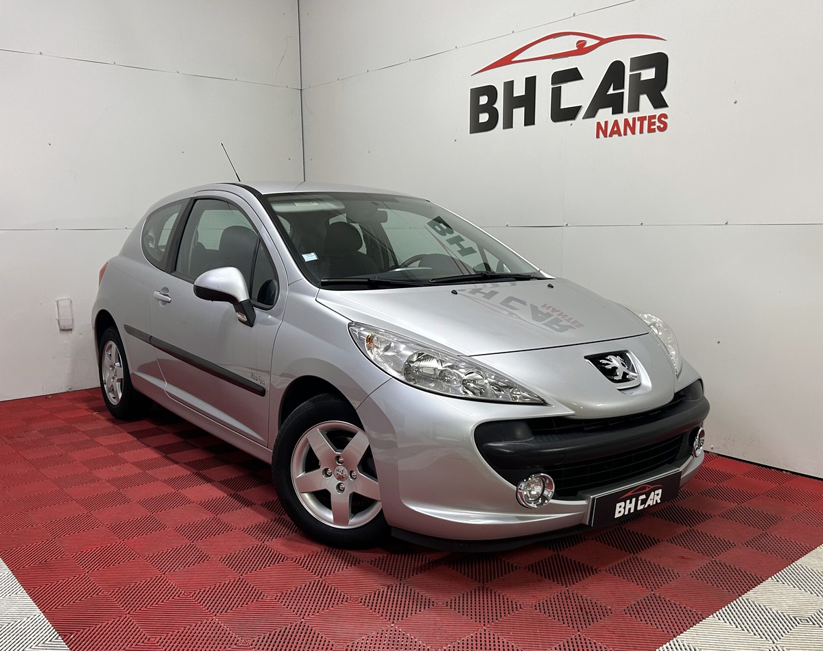 Image: Peugeot 207 1.4i 75 CH URBAN MOVE