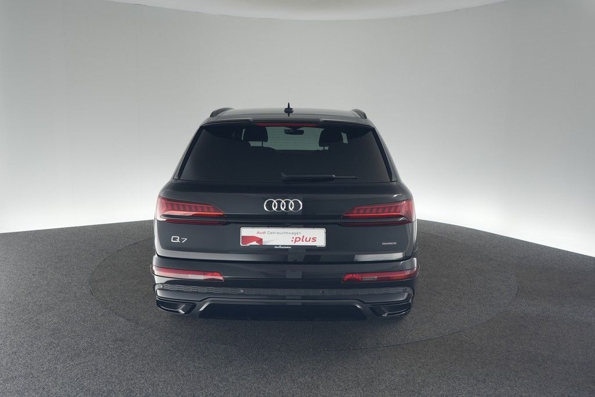 Audi Q7 II 55 TFSI e 394ch S line quattro Tiptronic 8/Attelage/Bang&Olufsen