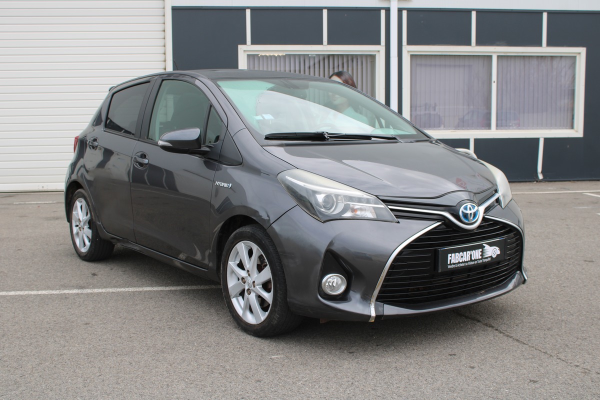 Toyota Yaris 1.5 Hybrid 75cv - Garantie 12 Mois