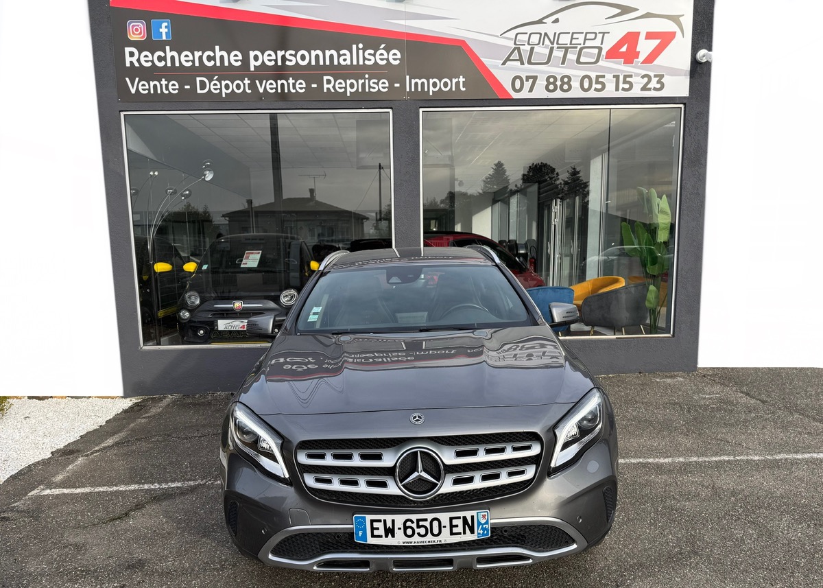 Mercedes-Benz GLA (2) 180 SENSATION 7G-DCT