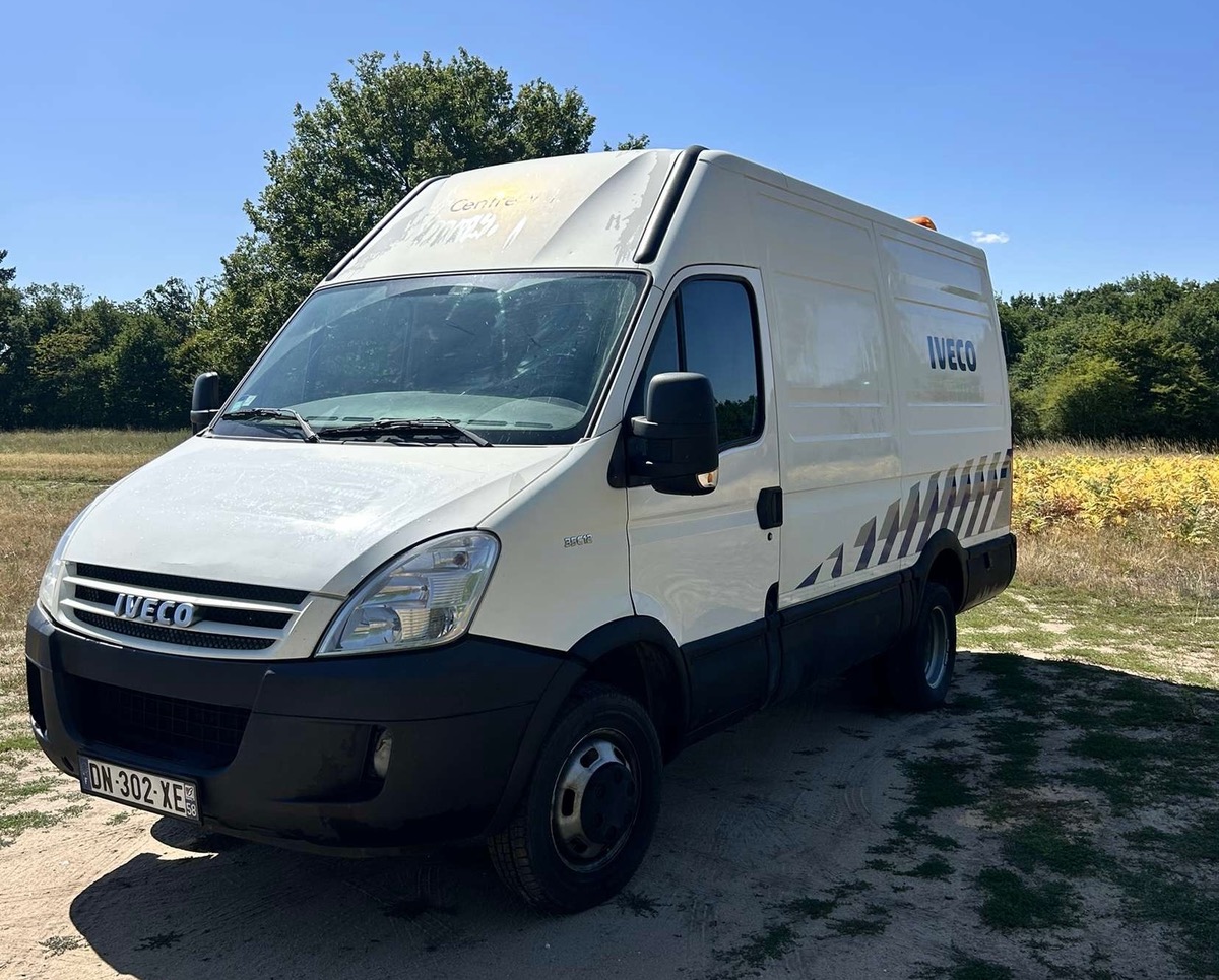 Iveco 35C12 2.3 116cv