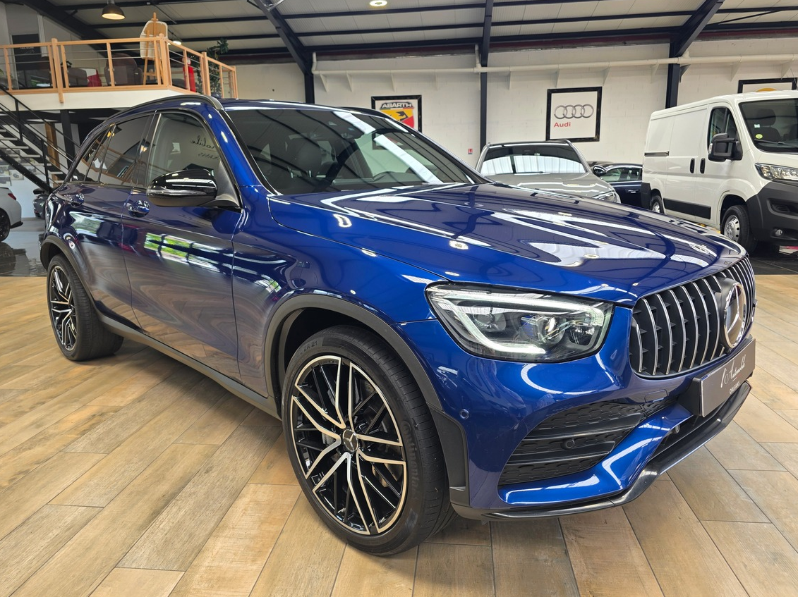 Mercedes-Benz Class GLC 3.0 43 AMG 390 PHASE 2 // SIEGES CHAUFFANTS / VENTILES // CAM / 21