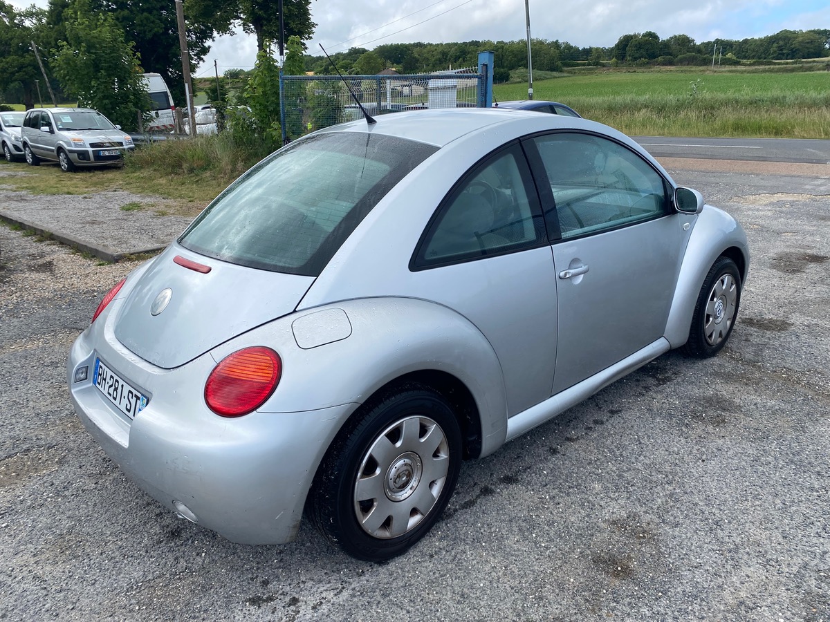 Volkswagen NEWBEETLE 1.6i 100cv 200000km