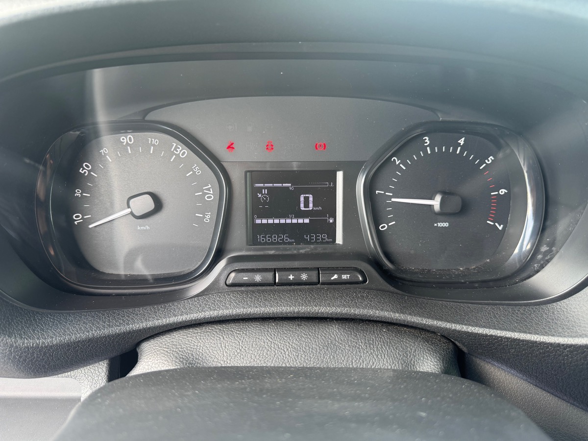Toyota ProAce LONG 2.0 BHDI 120CH DYNAMIC DOUBLE PORTE LATERALE / PRIX HT