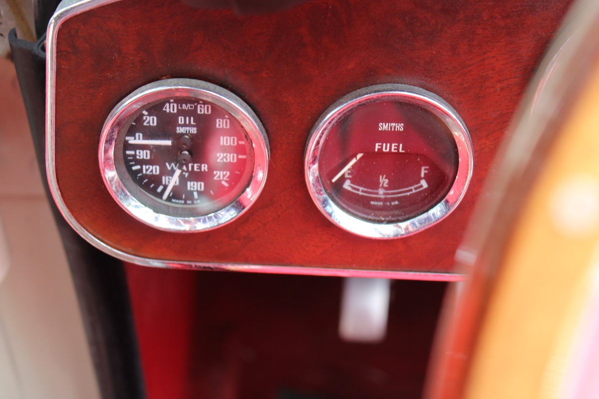 Austin Healey 3000 MK III BJ8 Collection  148