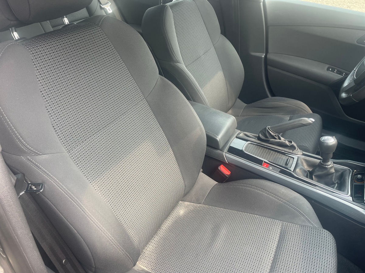 Peugeot 508 2.0 BlueHDi 150cv DISTRIBUTION OK - RADAR DE RECUL - CLIMATISATION AUTOMATIQUE - GPS