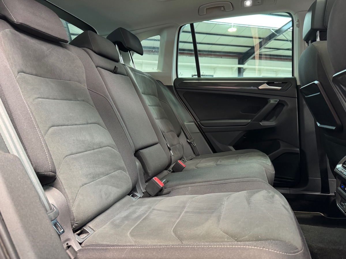 Volkswagen Tiguan TDI 150 R-LINE DSG7 CARAT TO/ATTELAGE/CARPLAY