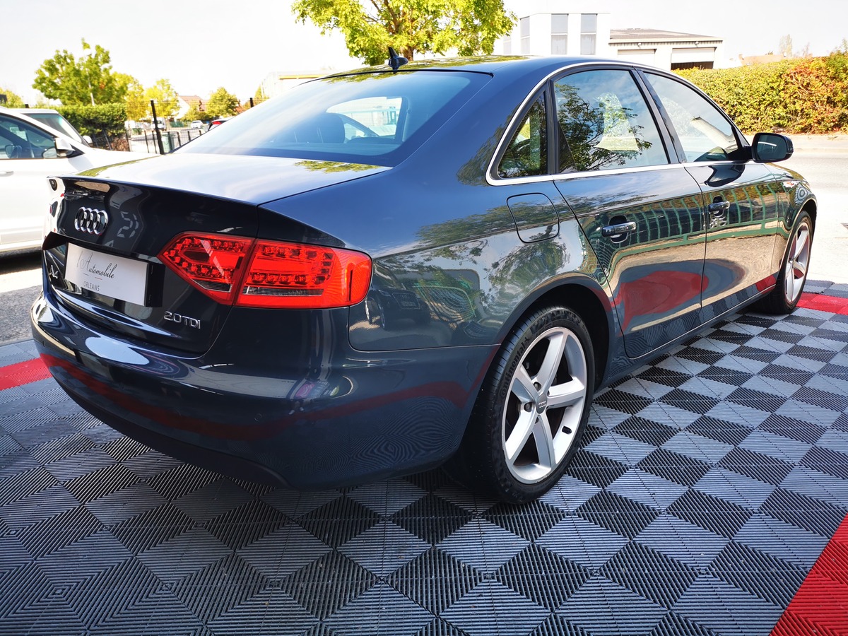 Audi A4 2.0 TDI 143 AMBITION LUXE bb