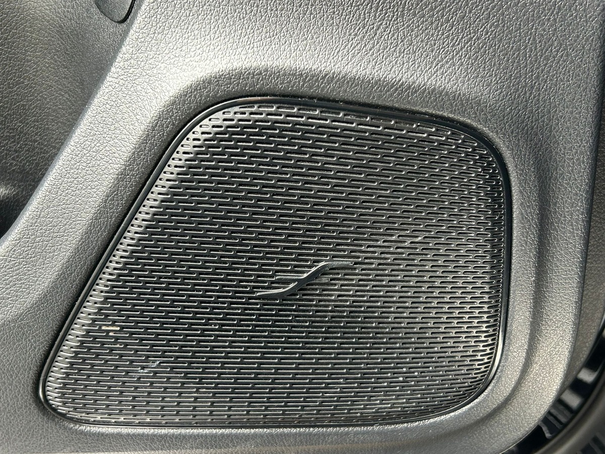 Mercedes-Benz Classe A IV 250 E 8CV AMG LINE 8G-DCT (Full Options)