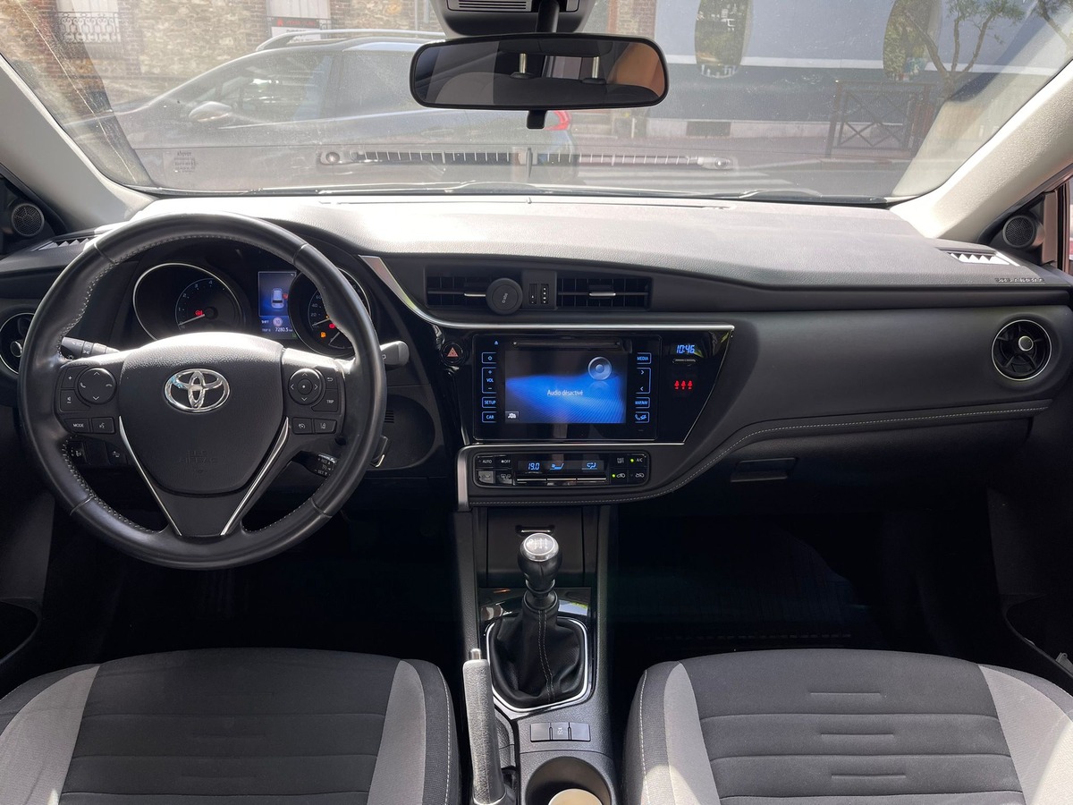 Toyota Auris II (2) TOURING SPORT CONFORT BVM6