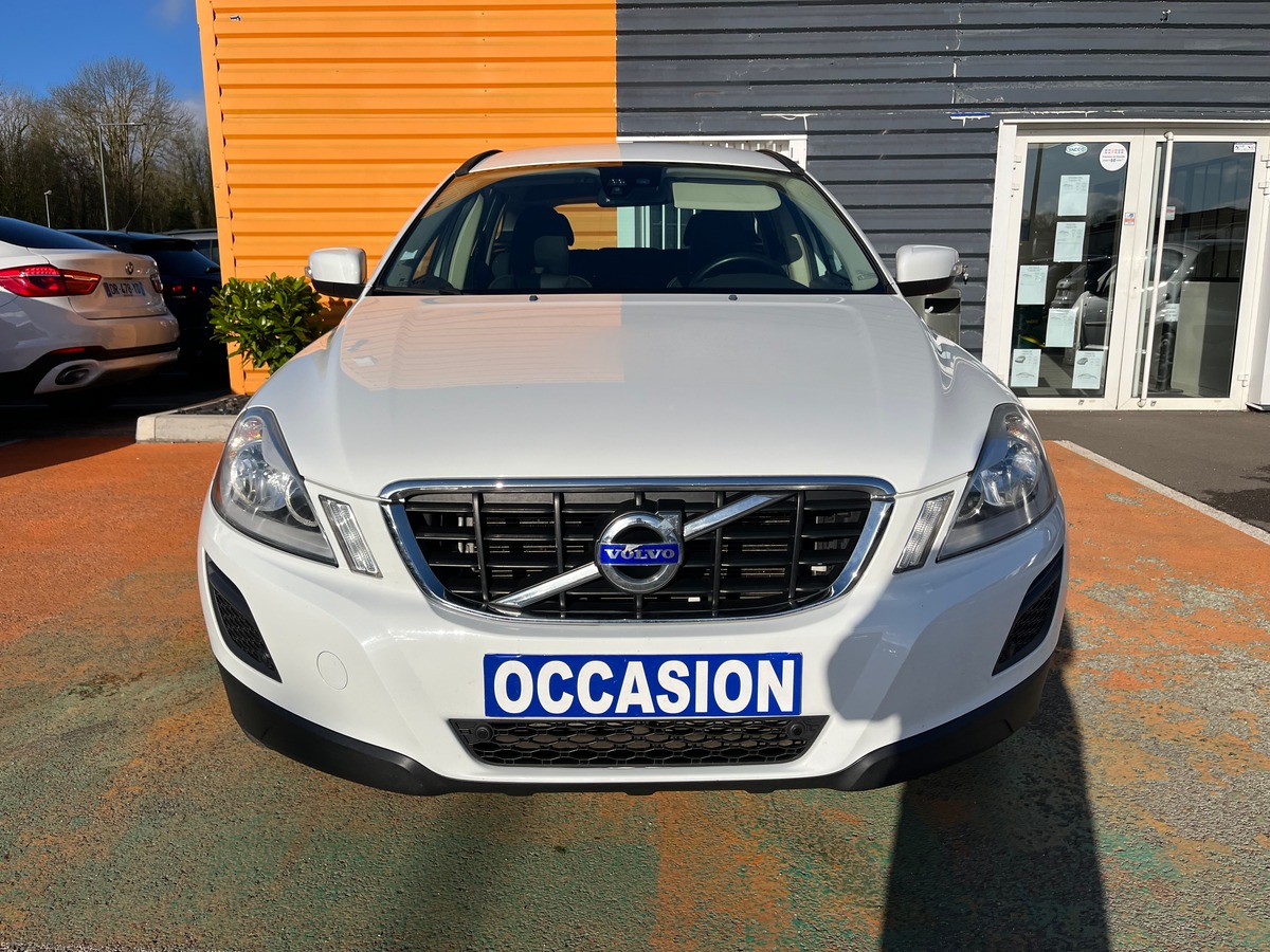 Volvo XC60 I FWD D3 Drive 2.0 TDi 163 ch