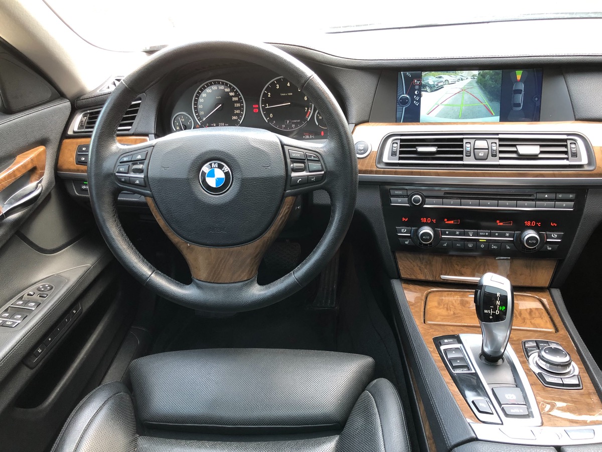 Bmw Série 7 740I EXCLUSIVE FULL FRANÇAISE E