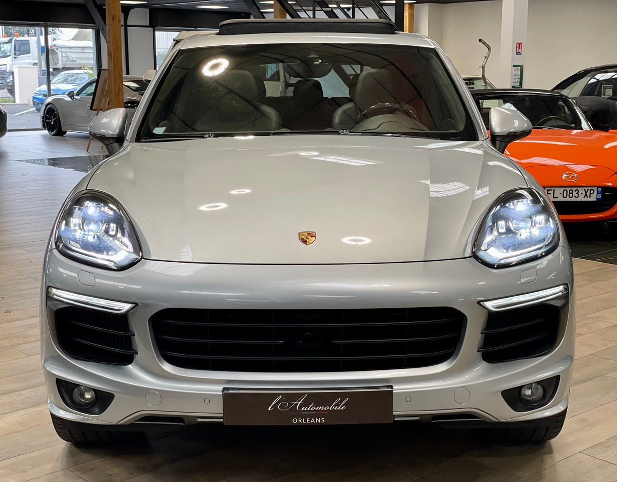 Porsche Cayenne II (2) 4.2 V8 385 Platinium Ed. h