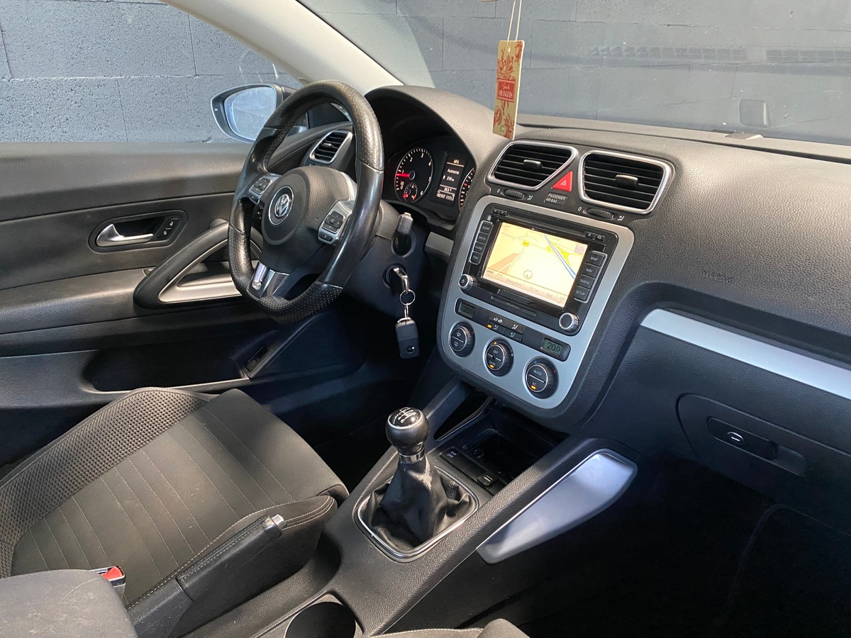 Volkswagen Scirocco 2.0 TDi 140 Sport