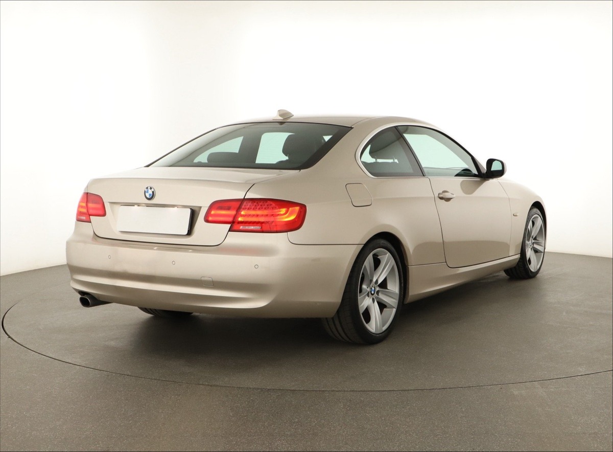 Bmw Série 3 COUPE