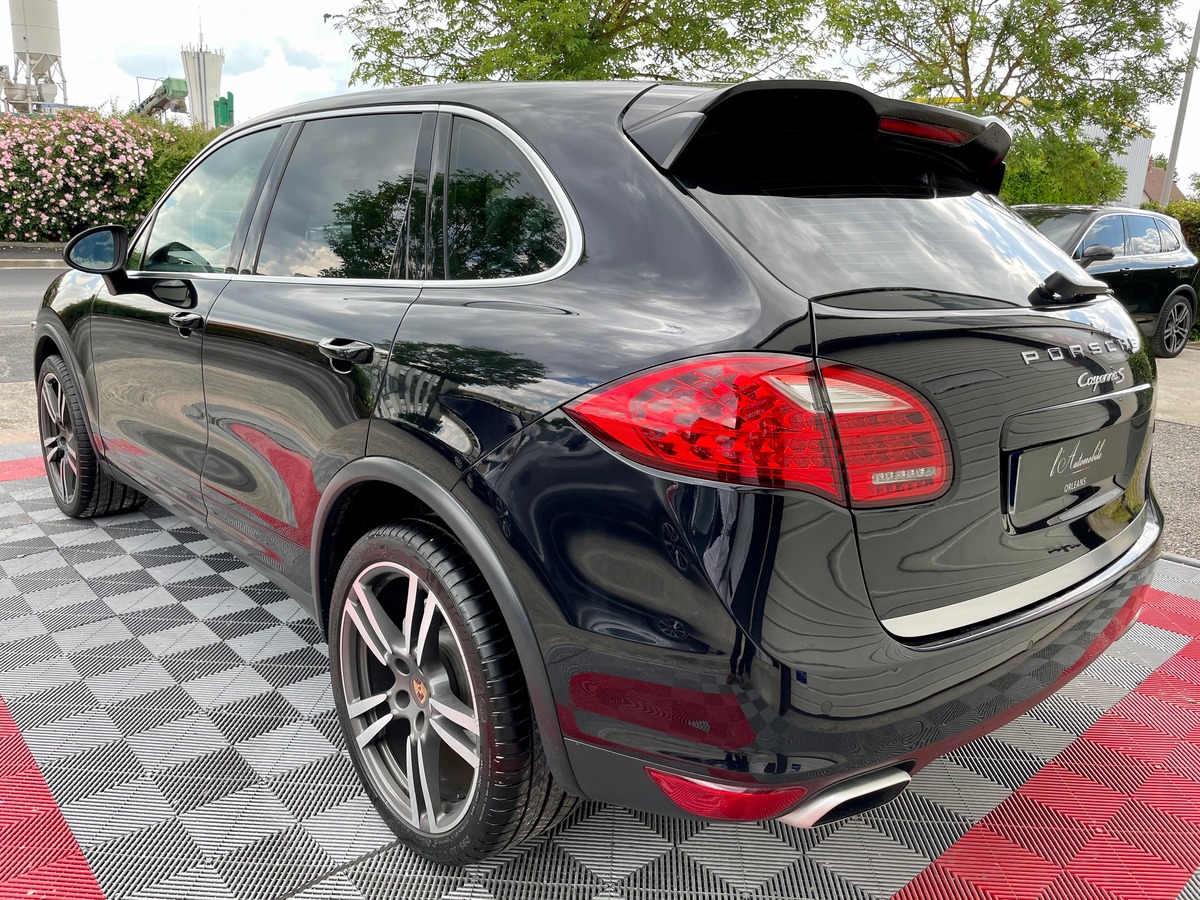 Porsche Cayenne S V8 4.2 TDi DPF 382 AWD b