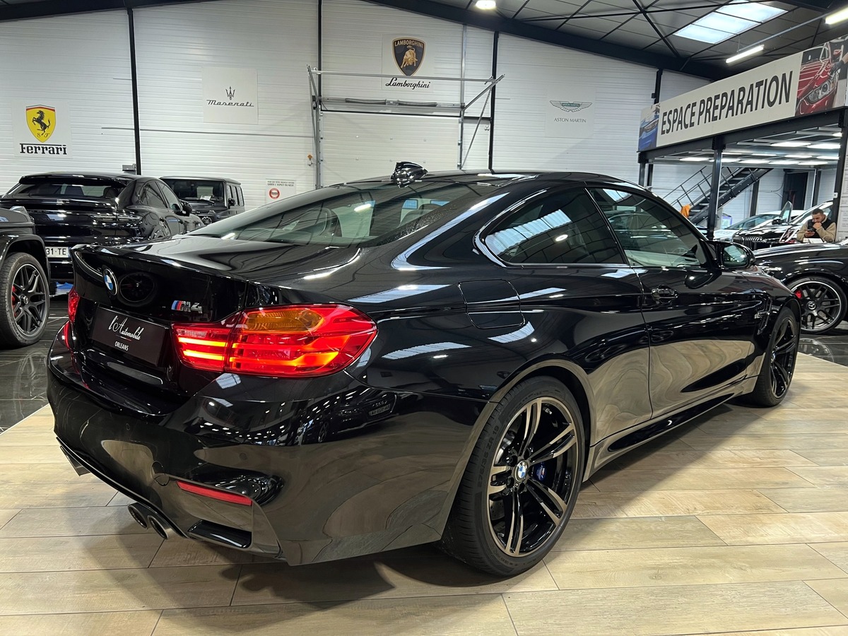 Bmw M4 COUPE (F82) 431 CH DKG7 BLACK EDITION