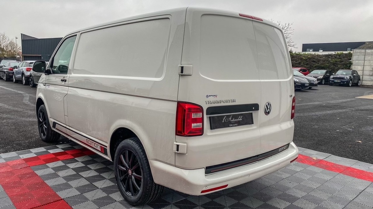 Volkswagen Transporter T6 150 ch DSG Sport FR