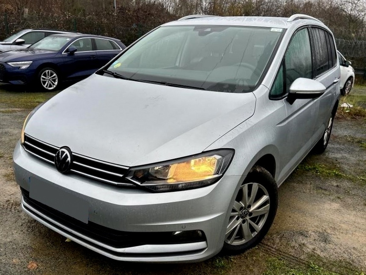 Image: Volkswagen Touran 2.0 TDI 150 CH DSG 7 LOUNGE 5PL 2023 COCKPIT