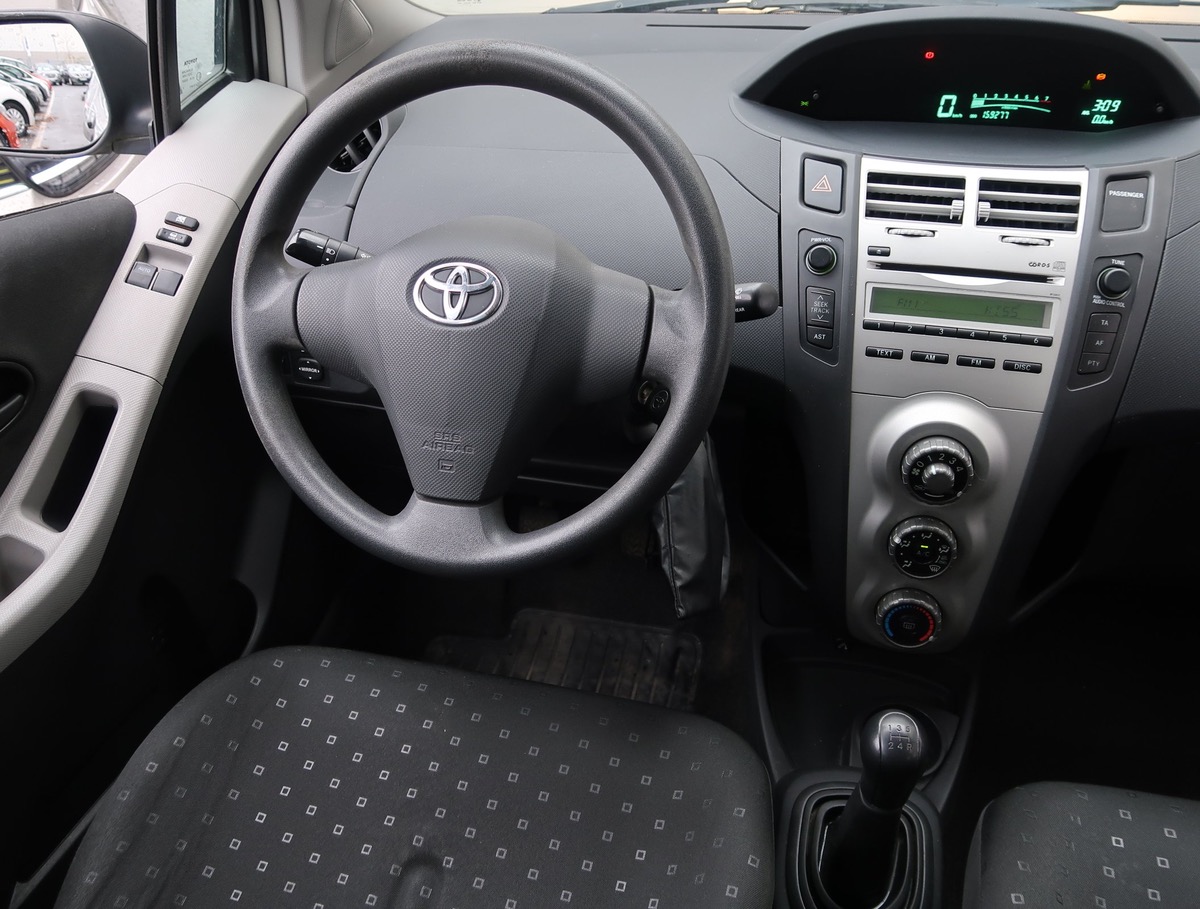 Toyota Yaris II 1.0 vvt-i