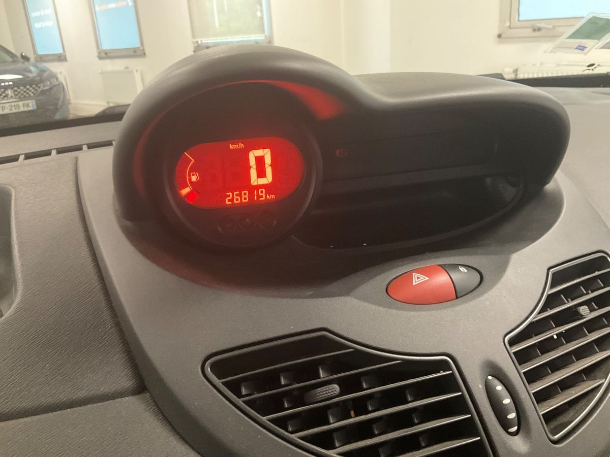 RENAULT Twingo 1.2 75  Authentique  Faible km