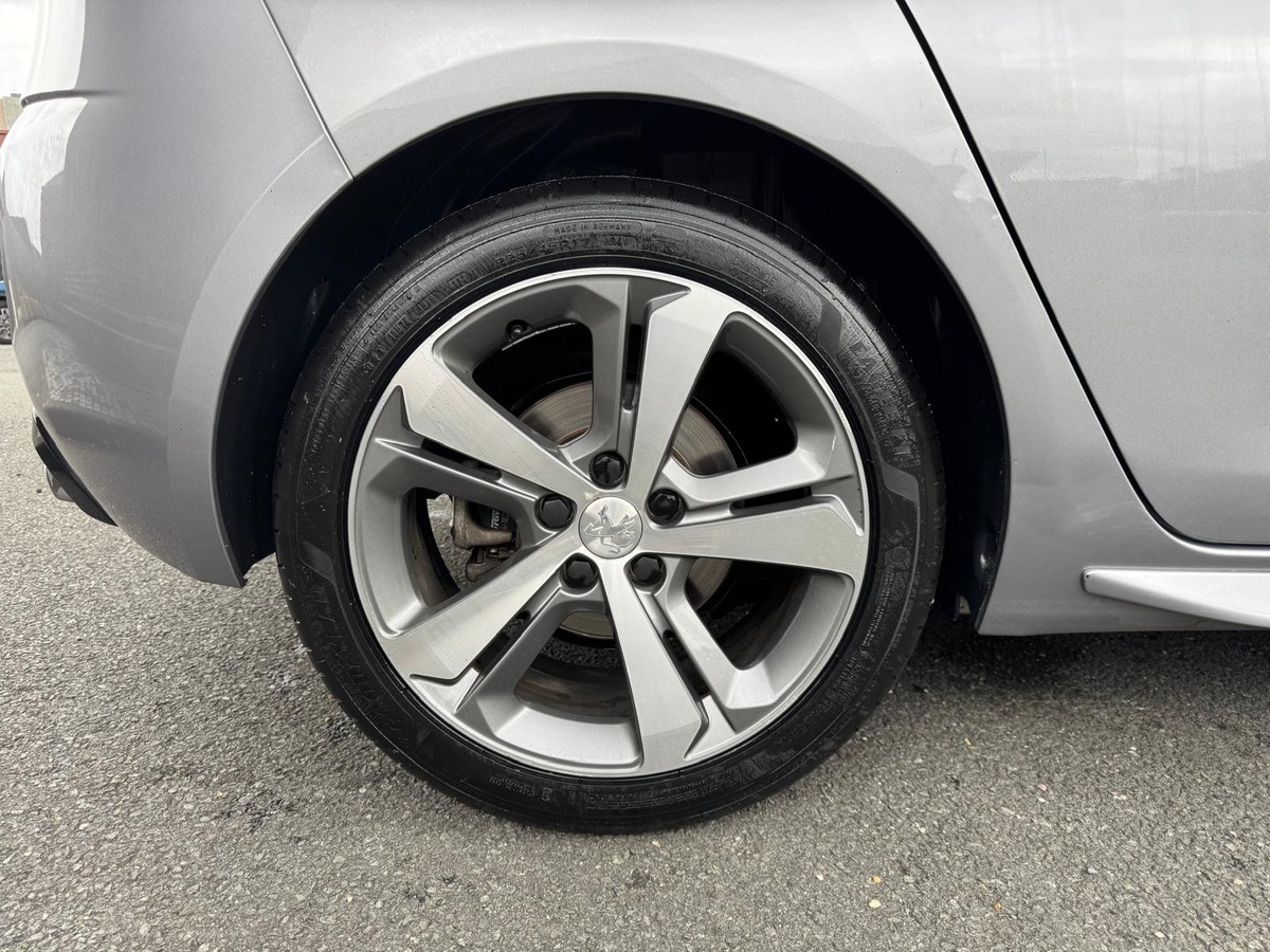 Peugeot 308 2.0 BlueHDi 150 cv GT-Line Boîte auto