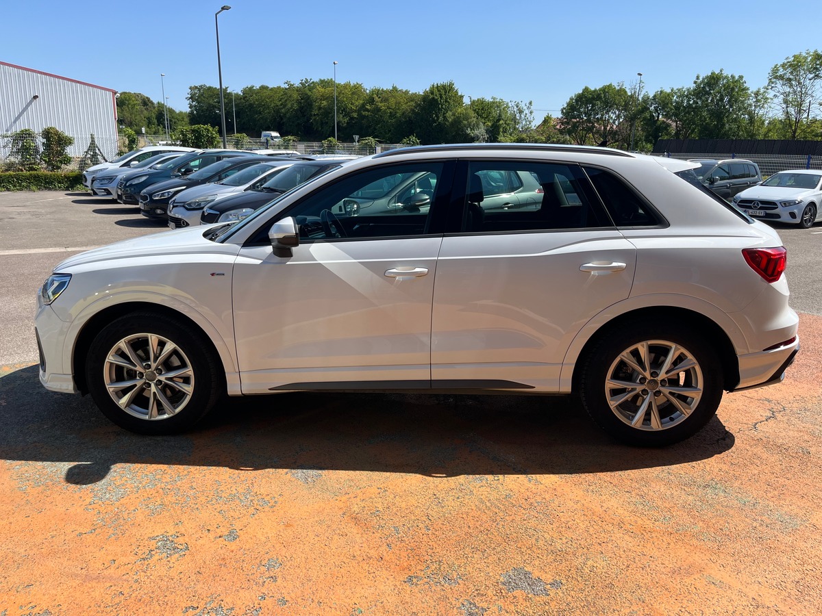 Audi Q3 35 2.0 TDI S Tronic7 150 S LINE Boîte automatique