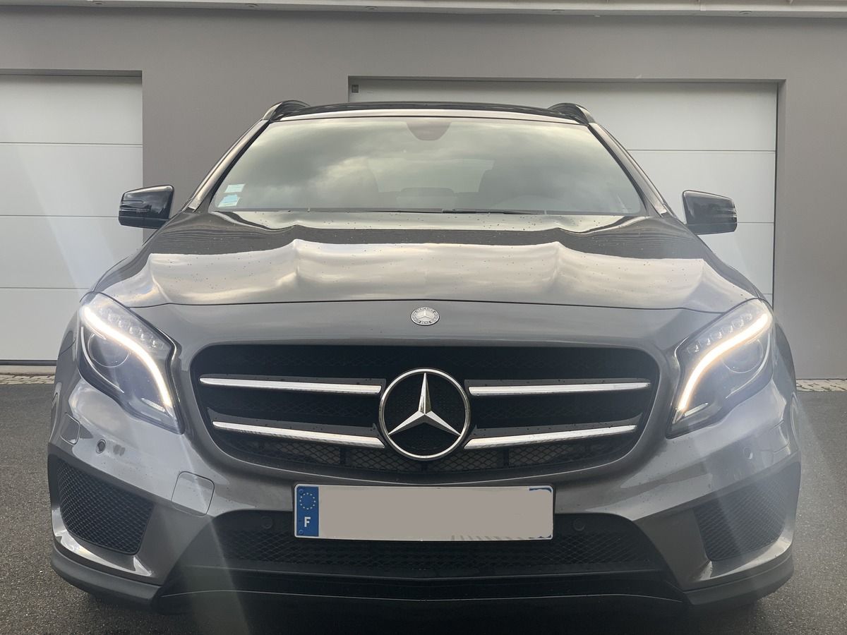 Mercedes-Benz GLA* 200 Fascination AMG 1°Main 7G-DCT