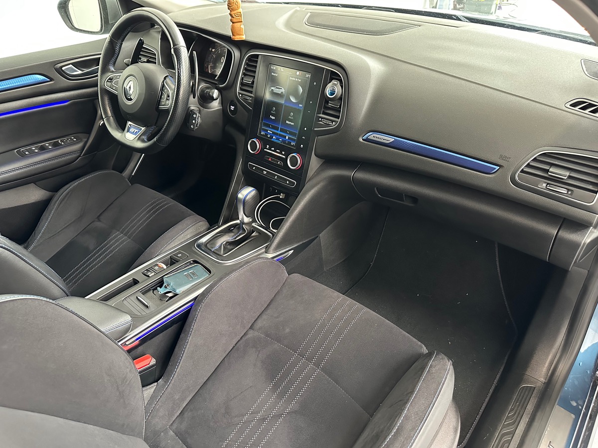 RENAULT Megane GT 1.6 TCe 205ch energy EDC Apple CarPlay