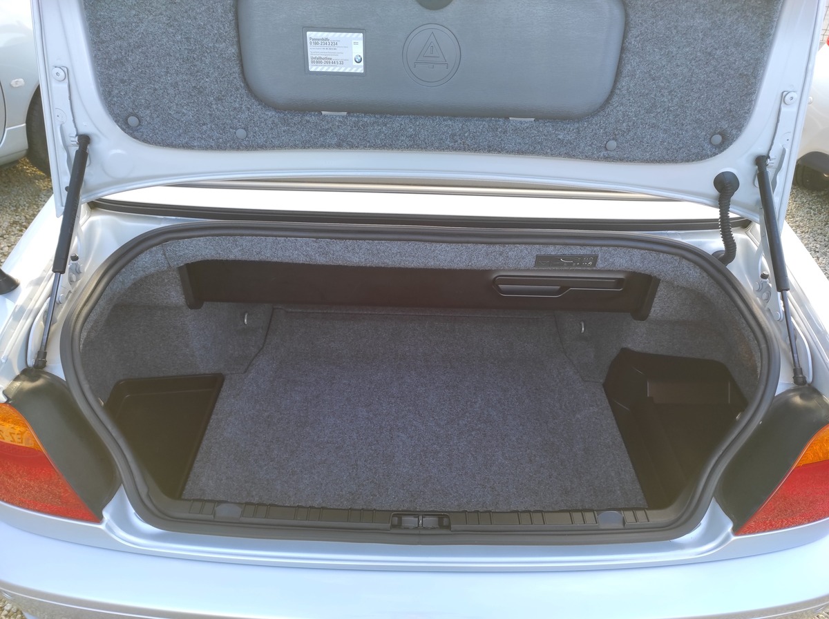 Bmw Série 3 Cabriolet 318Ci 143