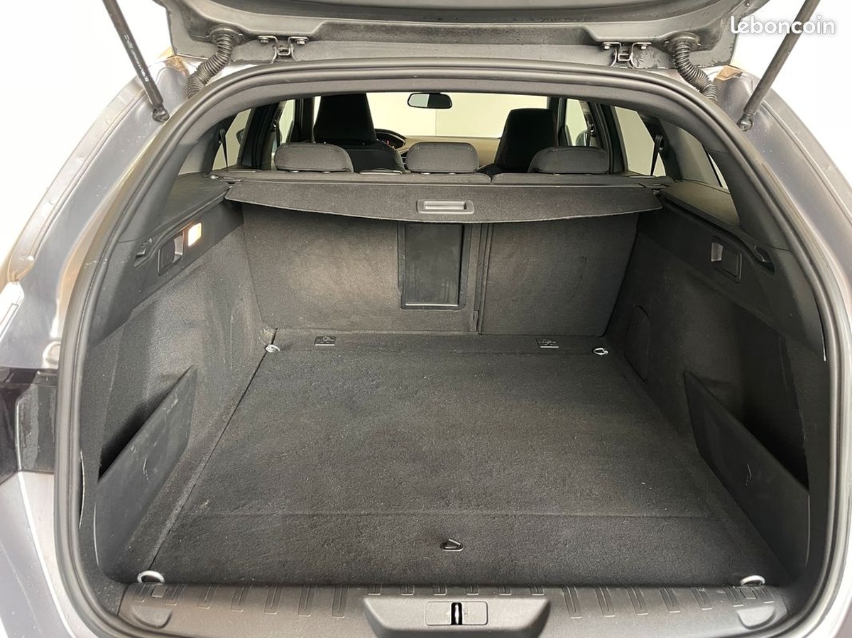 Peugeot 308 SW 1.5  BlueHdi 130 EAT8 GT