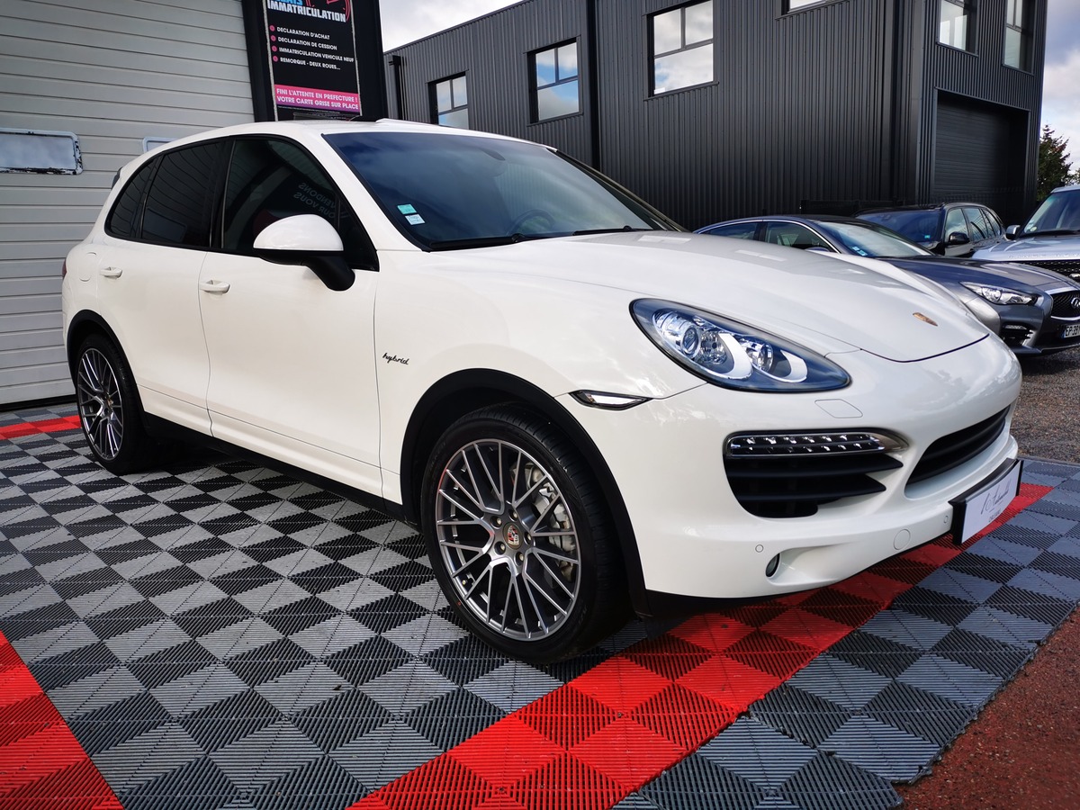 Porsche Cayenne HYBRID S 3.0 380 TO APPROVED ad