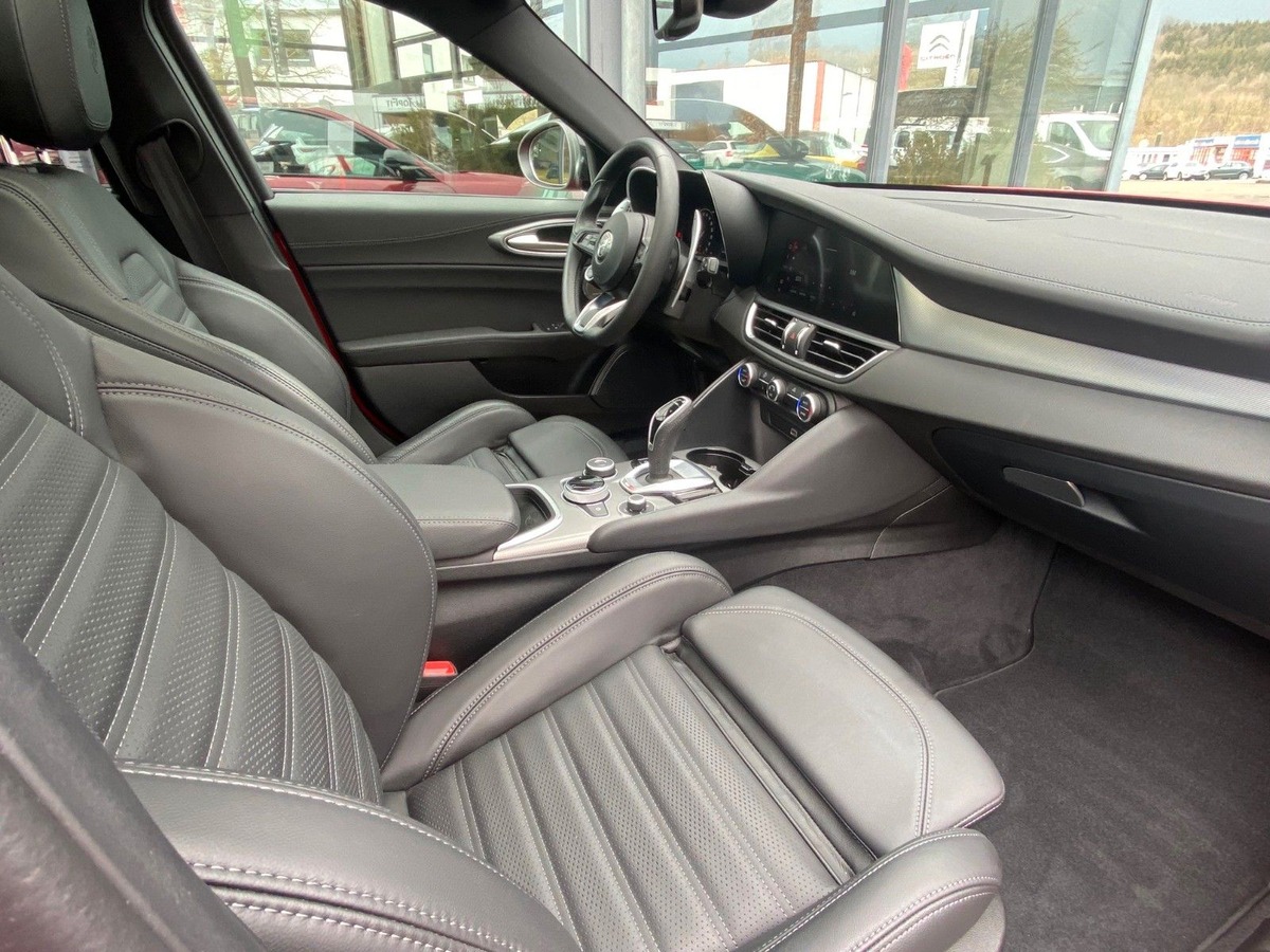 Alfa Romeo Giulia 2.2 Diesel 210ch Veloce Q4 AT8