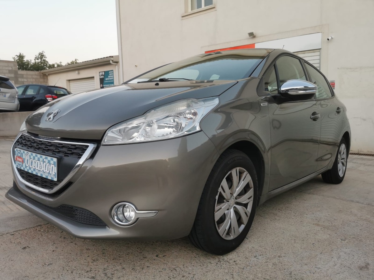 Peugeot 208 1.2 82 cv urban soul critair1