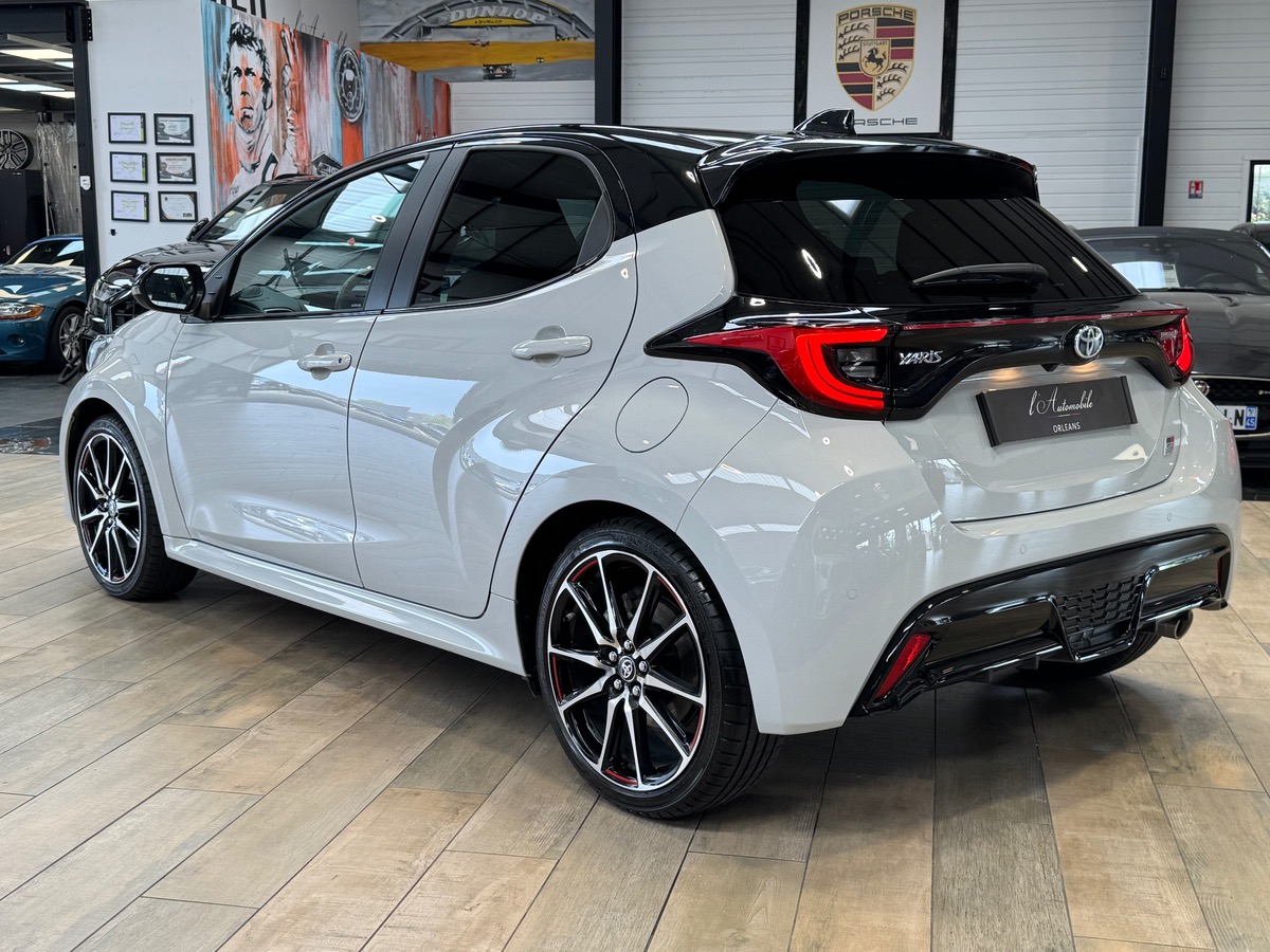 Toyota Yaris 1.5 VVTI 116CV GR SPORT JBL/ HUD 1ERE MAIN