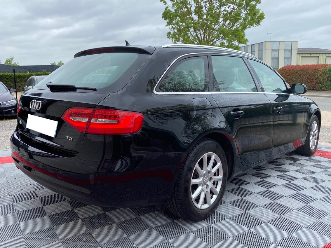 Audi A4 Avant 2.0 Tdi 150 Business GPS TEL LED B