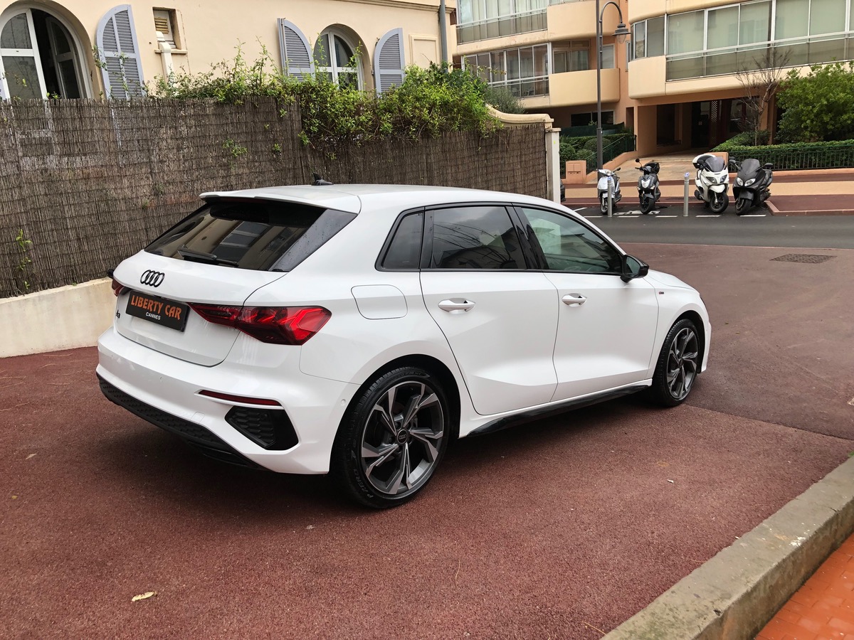 Audi A3 Sportback 35 tdi 150 cv S-line + intérieur et extérieur