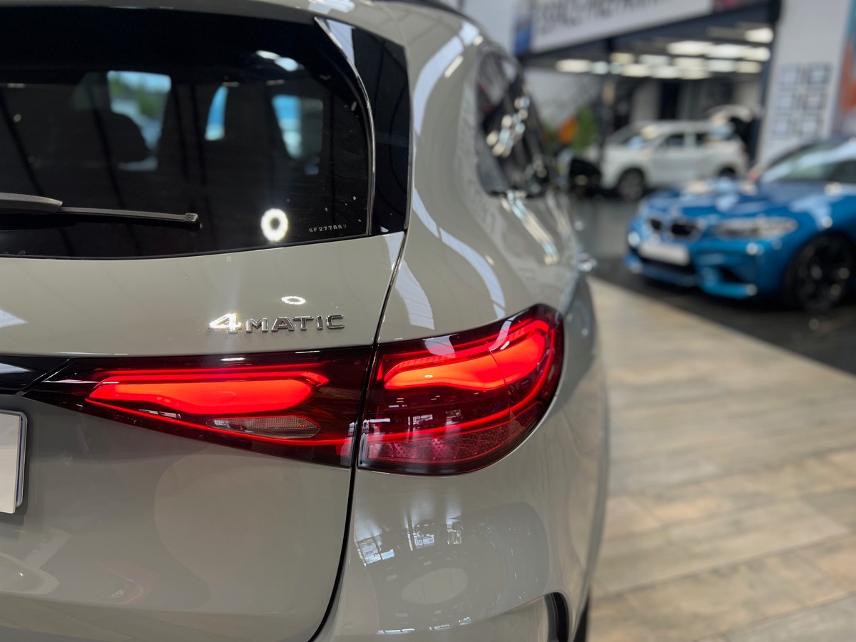 Mercedes-Benz Class GLC II 300 DE HYBRID EQ 4MATIC AMG LINE + 9G-TRONIC