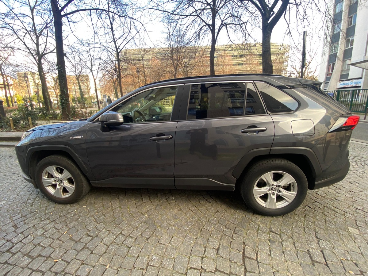 Toyota RAV4 Dynamic 2WD 218ch Carplay