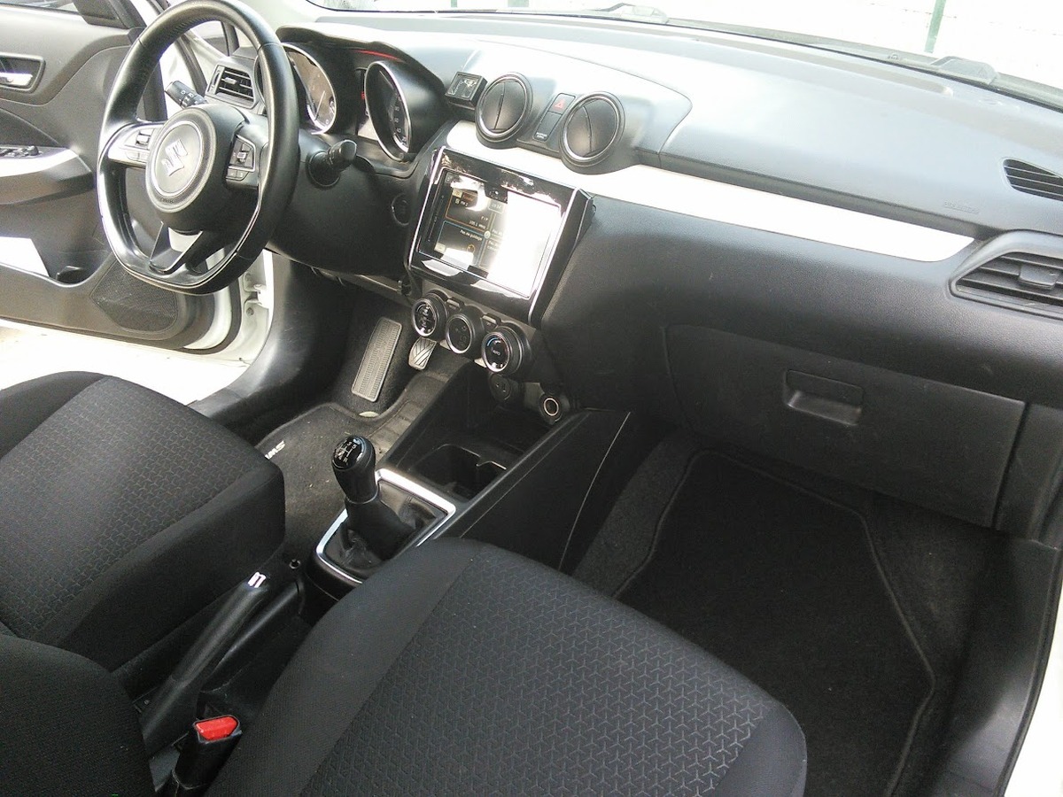 Suzuki Swift V 1.0 Boosterjet 12V Hybrid SHVS 111 PACK