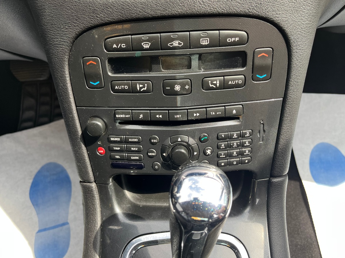 Peugeot 607 Phase 2 2.7 HDi 204 ch Boîte automatique EXECUTIVE PACK