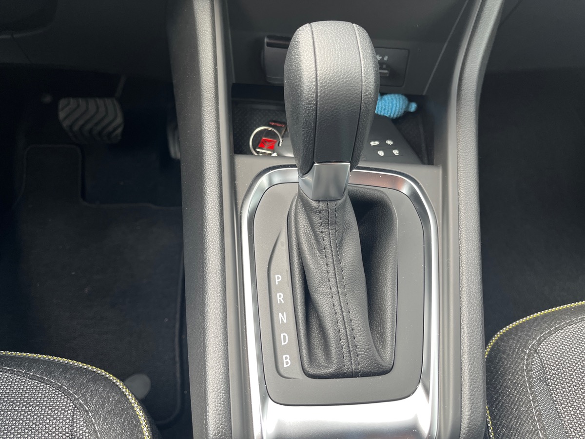 RENAULT Captur TECHNO E-TECH FULL HYBRID 145