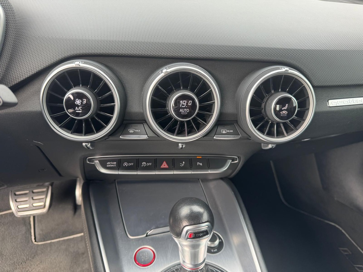 Audi TTS 2.0 TFSi Quattro S-Tronic